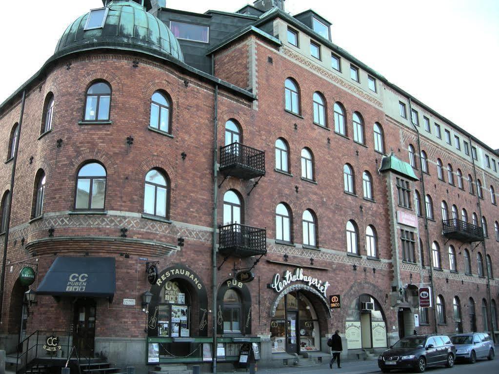 Jaernvaegshotellet Gävle Buitenkant foto